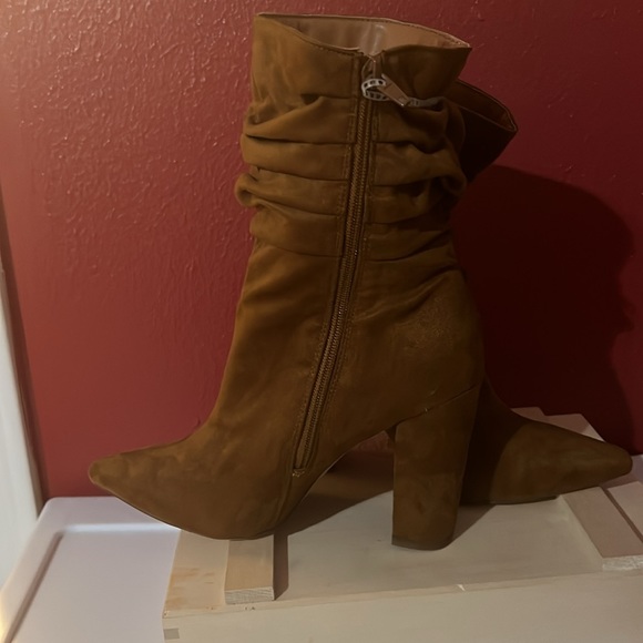 Boots - Picture 2 of 2